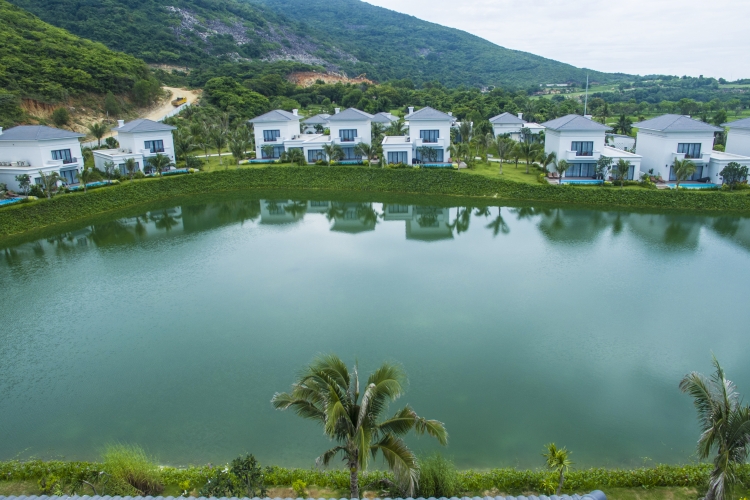 Vinpearl Golf Land Resort & Villas