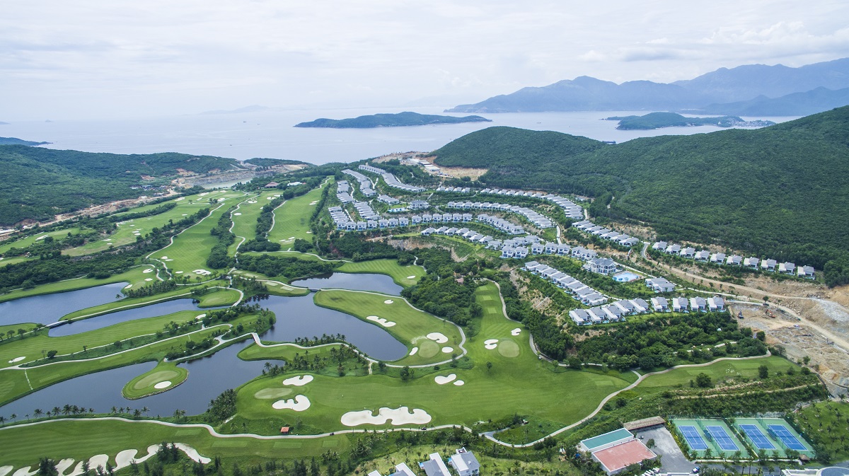Vinpearl Golf Land Resort & Villas