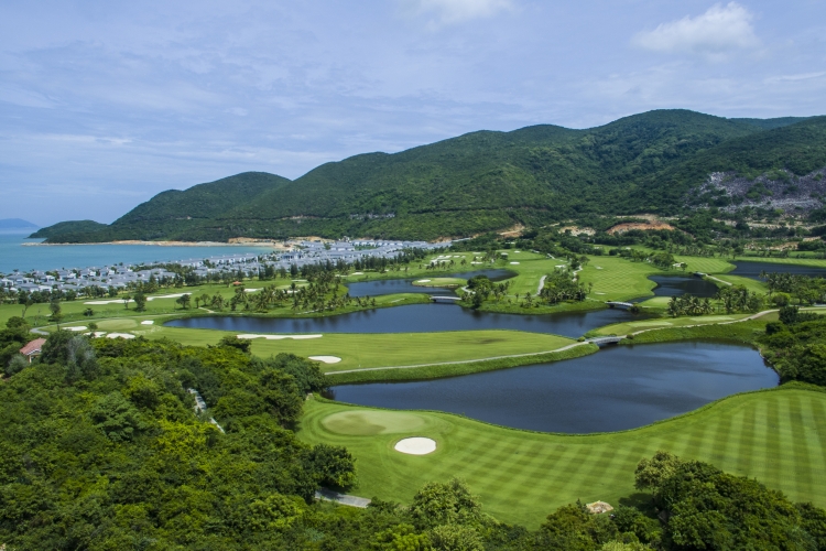 Vinpearl Golf Land Resort & Villas