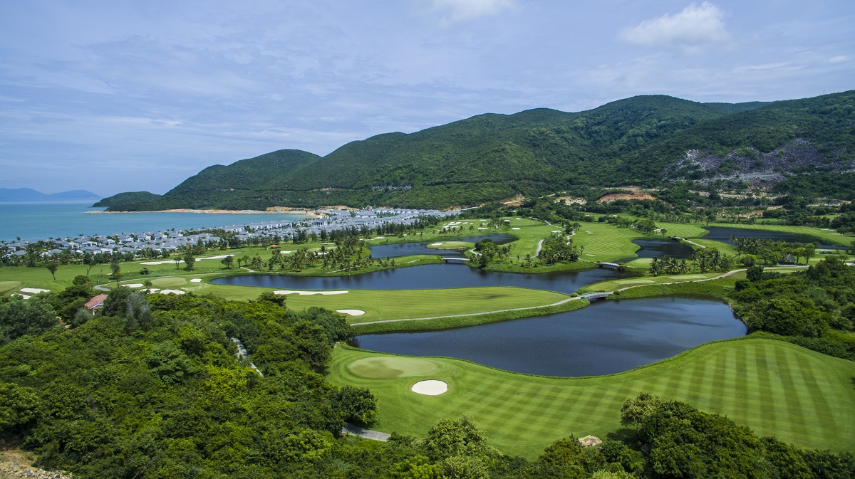 Vinpearl Golf Land Resort & Villas