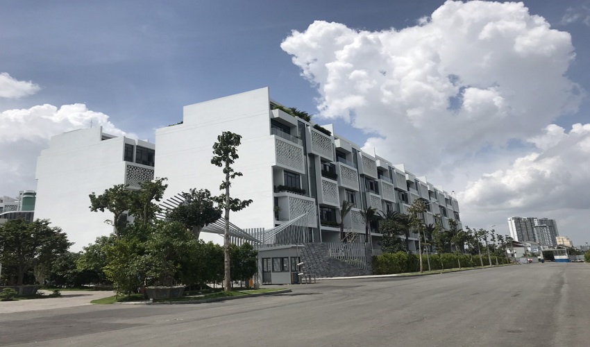 Tháng 8/2018